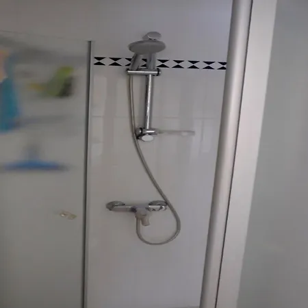 Family Near In Golden Triangle Holiday home